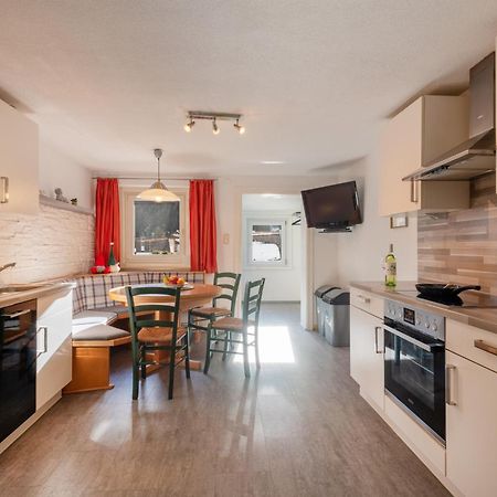 Apartmenthaus Ehrenberg Ehenbichl Eksteriør billede