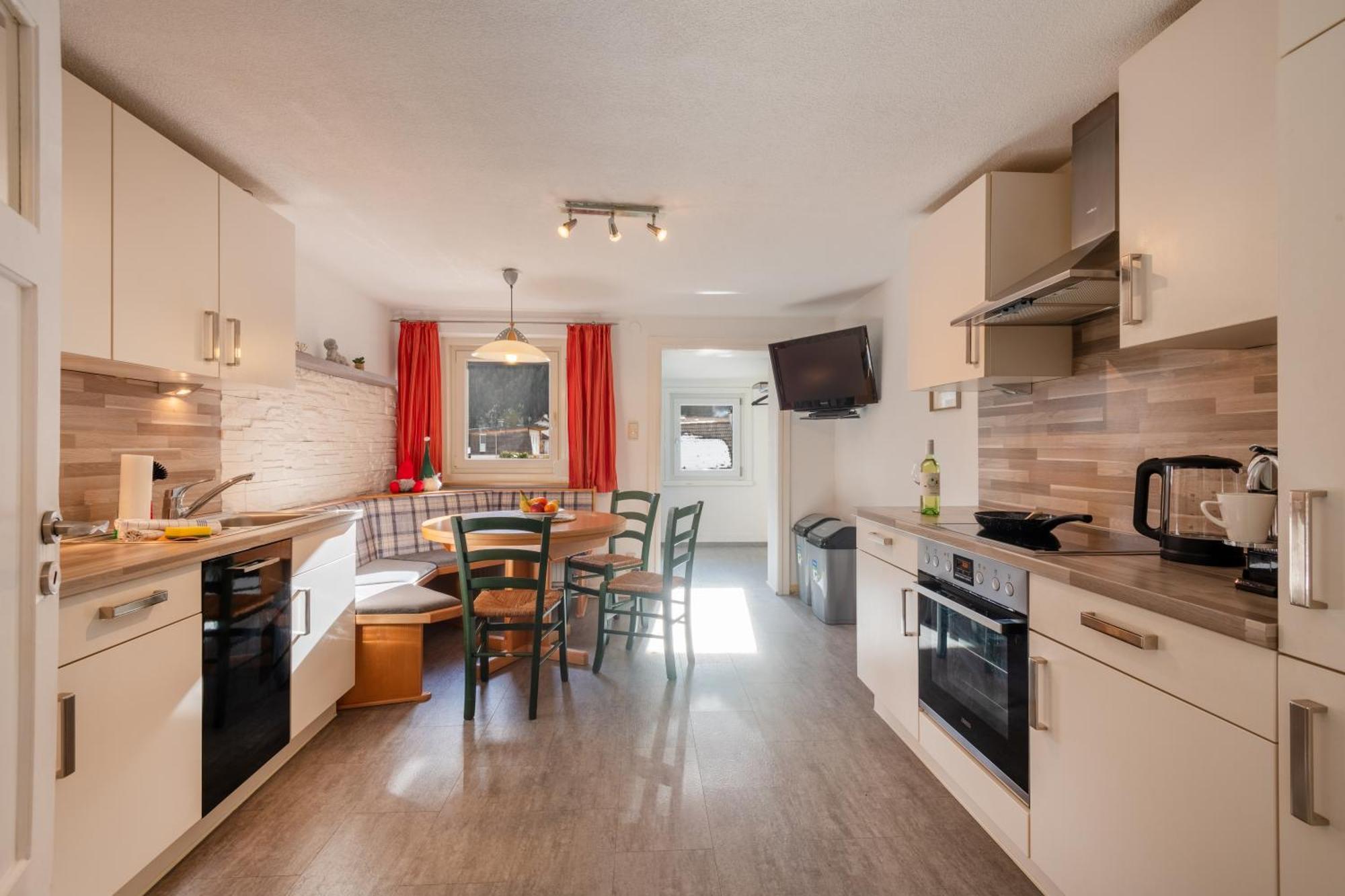 Apartmenthaus Ehrenberg Ehenbichl Eksteriør billede
